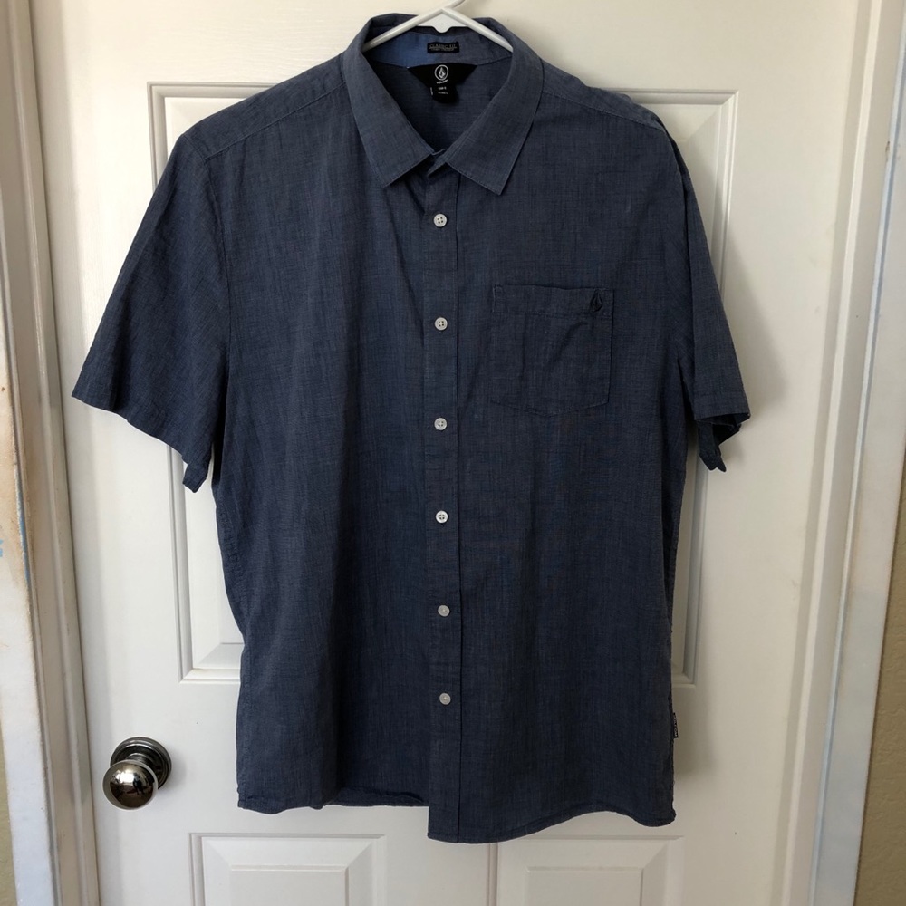 Mens Volcom dress shirt